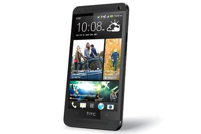 HTC unveils new flagship phone HTC One