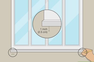 How to Hang Window Boxes