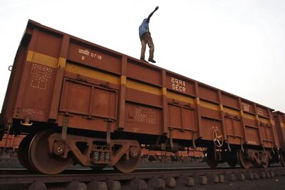 COVID-19 Lockdown: Indian Railways Carry 1.6 Lakh Wagons of Supplies in Four Days to Ensure No Shortfall