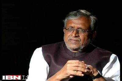 BJP attacks 'bechara' Nitish over 'crime' by MLAs