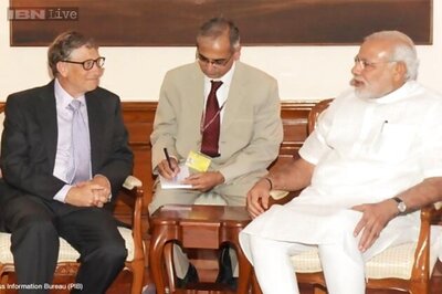 Clean Up India: Bill Gates appreciates Modi's toilet initiative