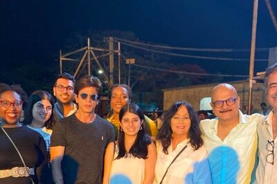 Shah Rukh Khan's Pic From Dunki's Set Goes Viral, Fans Find Similarity With 'SRK From Veer Zaara'