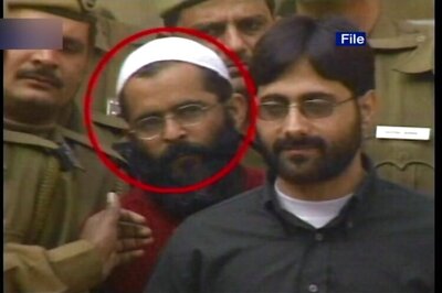 J&K: Security beefed up on Afzal Guru's death anniversary, separatist leaders detained