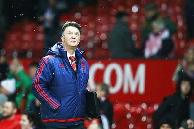 Van Gaal uncertain about future if United miss Champions League