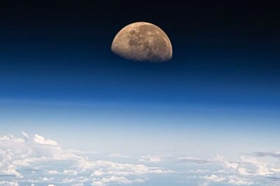 NASA Astronaut Captures Rare Picture Of The Moon Setting Over The Pacific, Internet Says ‘Perfect’