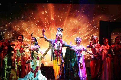 A Beautiful Rendition of Lord Krishna's Life by Shriram Bharatiya Kala Kendra