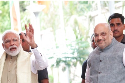 Hindi Day 2021: PM Modi, Amit Shah Extend Greetings on Occasion of Hindi Diwas