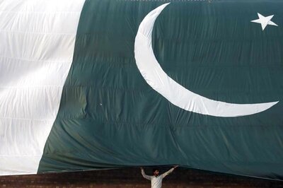 Pakistan Channels Fined Rs 1 million For 'Indecent Contents'