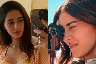 Ananya Panday Flaunts Perfect Abs in Bikini, Drops 'Weird' Selfies as She Displays Her 'Random' Mood