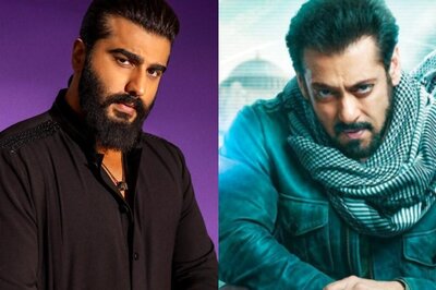 Arjun Kapoor Secretly Watches Salman Khan's Tiger 3 Amid Rumoured Feud; Pics Go Viral