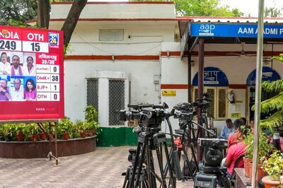 AAP Office Space Allotment: Delhi HC Asks Centre to Take Decision Within Six Weeks