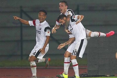 NorthEast United FC beat Chennaiyin FC 2-0 in ill-tempered ISL match
