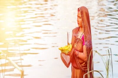 Chhath Puja 2021: From Thekua to Dabh lemon, Here are all the Prasads That You Can Offer to Chhathi Maiya