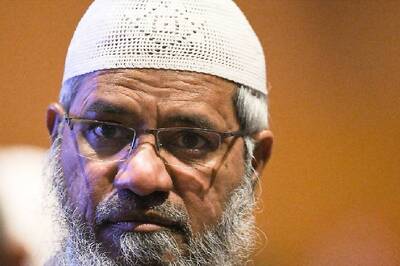 'Wrong, Say Sorry...': In Pakistan, Zakir Naik Chides Pashtun Girl Over Question On Paedophilia
