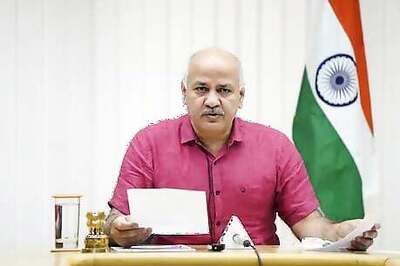 Schools Can't Deny Admission on Ground That Child Has Declared Name of One Parent: Sisodia