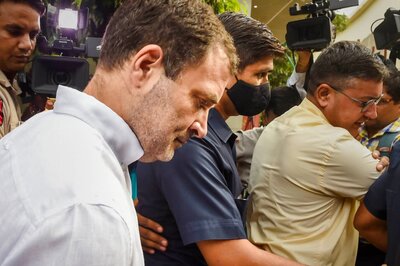 Congress Polls: It's Doors Open for All & Shashi Tharoor is the Latest to Walk In. But Rahul Gandhi Has All-Access Pass