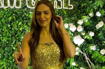 Esha Deol's Sweet Invite To Paps At Mom Hema Malini's Birthday Party Is Winning Hearts