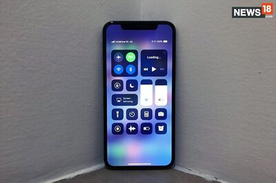 Samsung Electronics to Slash OLED Panel Production as iPhone X Demand Disappoints