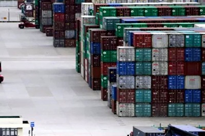 Govt Reviewing Free-Trade Agreements with ASEAN, Korea: Union MoS Commerce