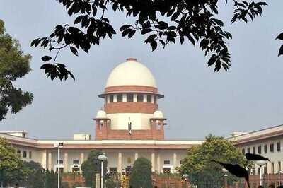 SC Seeks Reply of Centre, RBI on Plea Over Depositing Old Notes