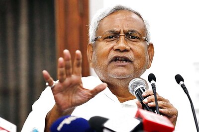 CM Nitish Tears into Jharkhand Govt Over Amendment to Tenancy act