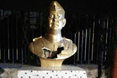 Netaji Subhash Chandra Bose's Bust Vandalised in Kolkata