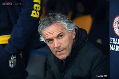 Vultures circling as crisis clubs AC Milan and Parma meet