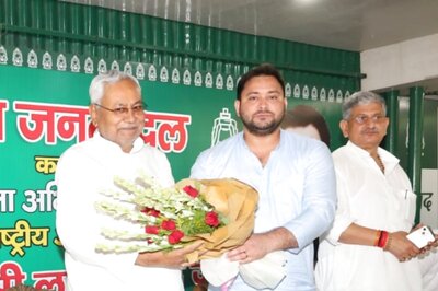 News18 Evening Digest: Nitish Kumar Resigns as Bihar CM; Shinde Expands Maha Cabinet & Other Top Stories