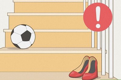 How to Climb Stairs With a Broken Leg