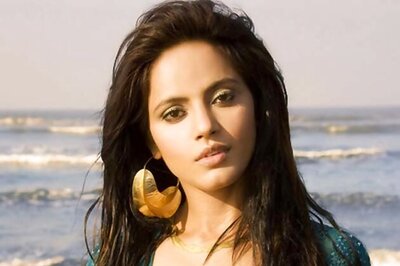 Neetu Chandra plays rural Indian in a Greek film