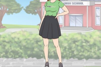 How to Wear a Skater Skirt