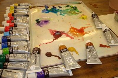 How to Paint an Amaryllis in Watercolor