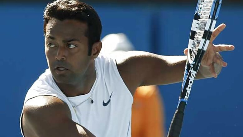 Paes-Vesnina ousted; Bhupathi-Petrova in quarters