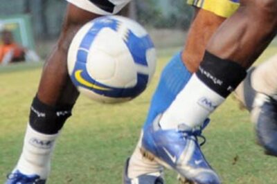 Atletico Madrid survive late Deportivo surge