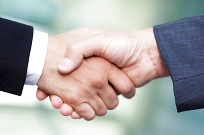 Shutterfly to Buy Photography Company Lifetouch for $825 Million