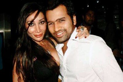 Is cricketer Rohit Sharma dating Sofia Hayat?