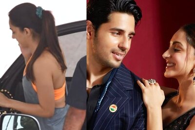 Kiara Advani Spotted Outside Sidharth Malhotra's House After Birthday Vacay in Dubai; Pics