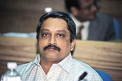 Manohar Parrikar resigns as Goa Chief Minister