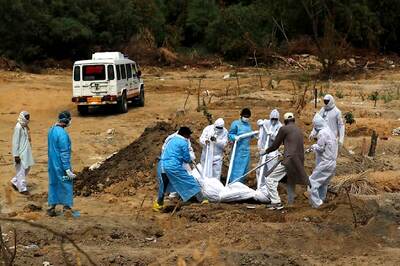 Nearly 300 People Die of Covid-19 in 24 Hours as India Sees New 21k Coronavirus Cases