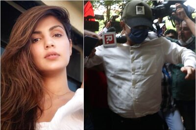 Rhea Chakraborty Shares Video of Father Indrajit, Writes 'There is Threat to My and Family’s Life'