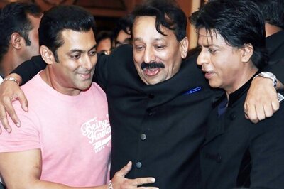Mahesh Bhatt congratulates Shah Rukh, Salman on reunion