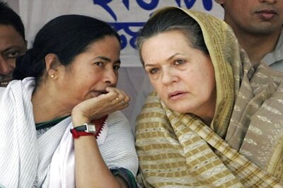 Opposition Unity in Mind, Sonia Gandhi & Mamata Banerjee Convene Meeting of CMs; NEET Postponement on Agenda