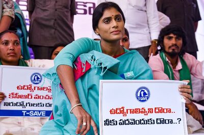 A Sister's Gambit: Ready to Take On Jagan Reddy, Can YS Sharmila Change Cong's Fortunes in Andhra Pradesh?