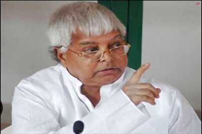 Soothsayers, fortune tellers throng Lalu's residence to help him 'win' elections