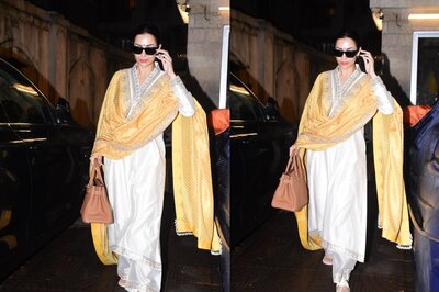 Malaika Arora Kicks Off Onam Celebrations In An Ivory Kurta Set With Gota Patti