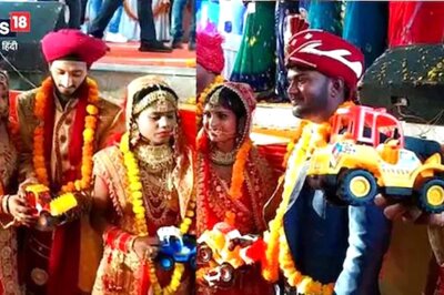 Nine Newlyweds at Prayagraj Mass Wedding Receive Bulldozer as Gift