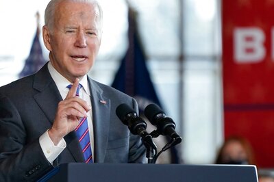 Biden says Putin is Weighing Use of Chemical Weapons in Ukraine, Without Citing Evidence