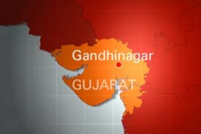 Poll panel seeks report on Gujarat minorities' safety