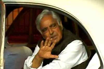 'Solution to Kashmir issue lies within Constitution'
