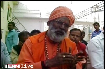 Sakshi Maharaj lashes out at Azam Khan for Paris attack remarks, says FIR should be filed against him